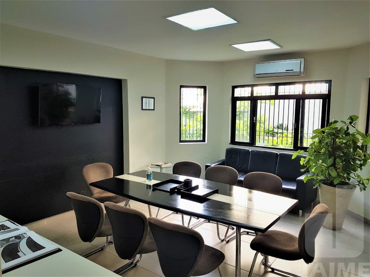 Casa de 3 dormitórios na R CAPIVARI — Pacaembu, São Paulo - foto 2