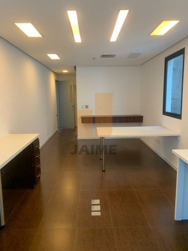 Comercial na R BARONESA DE ITU — Higienópolis, São Paulo - foto 2