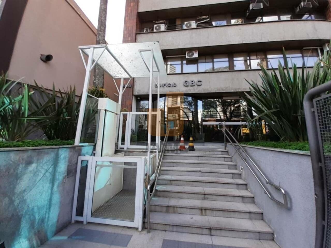 Comercial na AV Doutor Cardoso de Melo — Vila Olímpia, São Paulo - foto 2