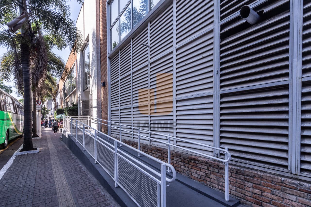 Comercial na R Sérgio Tomás — Bom Retiro, São Paulo - foto 2