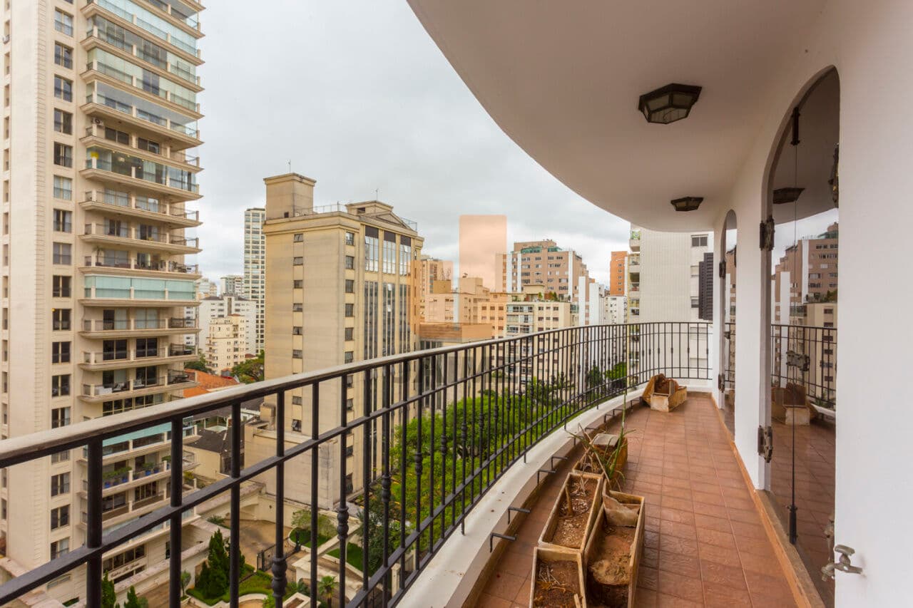 Apartamento de 4 dormitórios na R SÃO VICENTE DE PAULA — Higienópolis, São Paulo