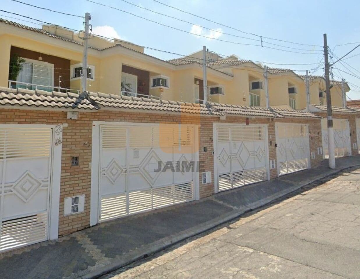 Casa em Jardim Sabará