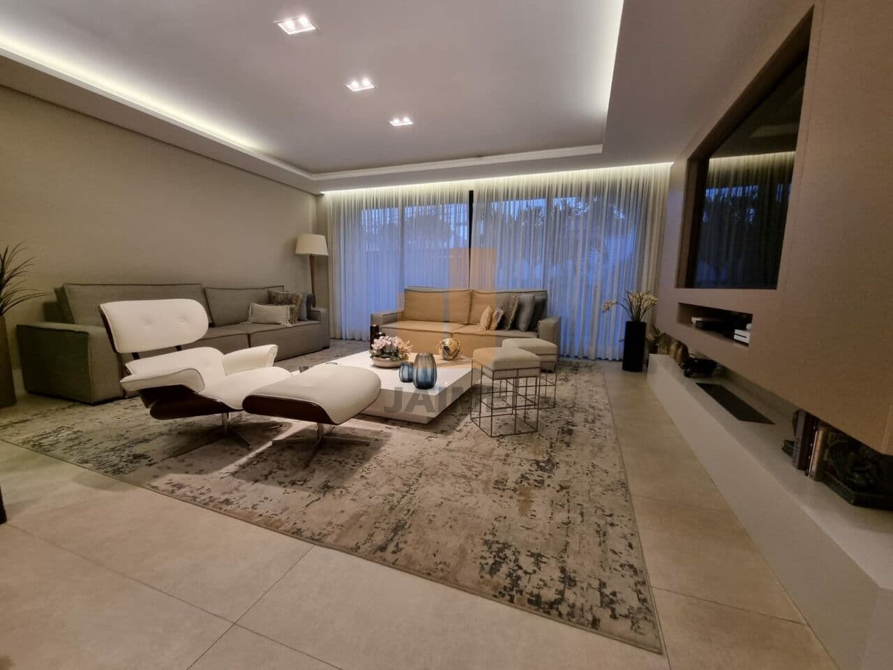 Casa de 4 dormitórios na R VENEZA — Jardim Paulista, São Paulo - foto 2