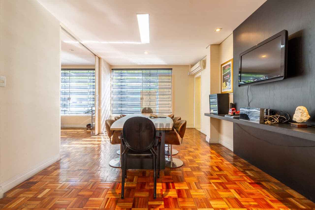 Comercial na AV Pacaembu — Pacaembu, São Paulo - foto 5