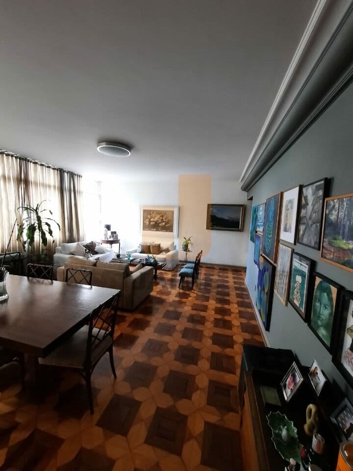 Apartamento de 3 dormitórios na AV HIGIENÓPOLIS — Higienópolis, São Paulo