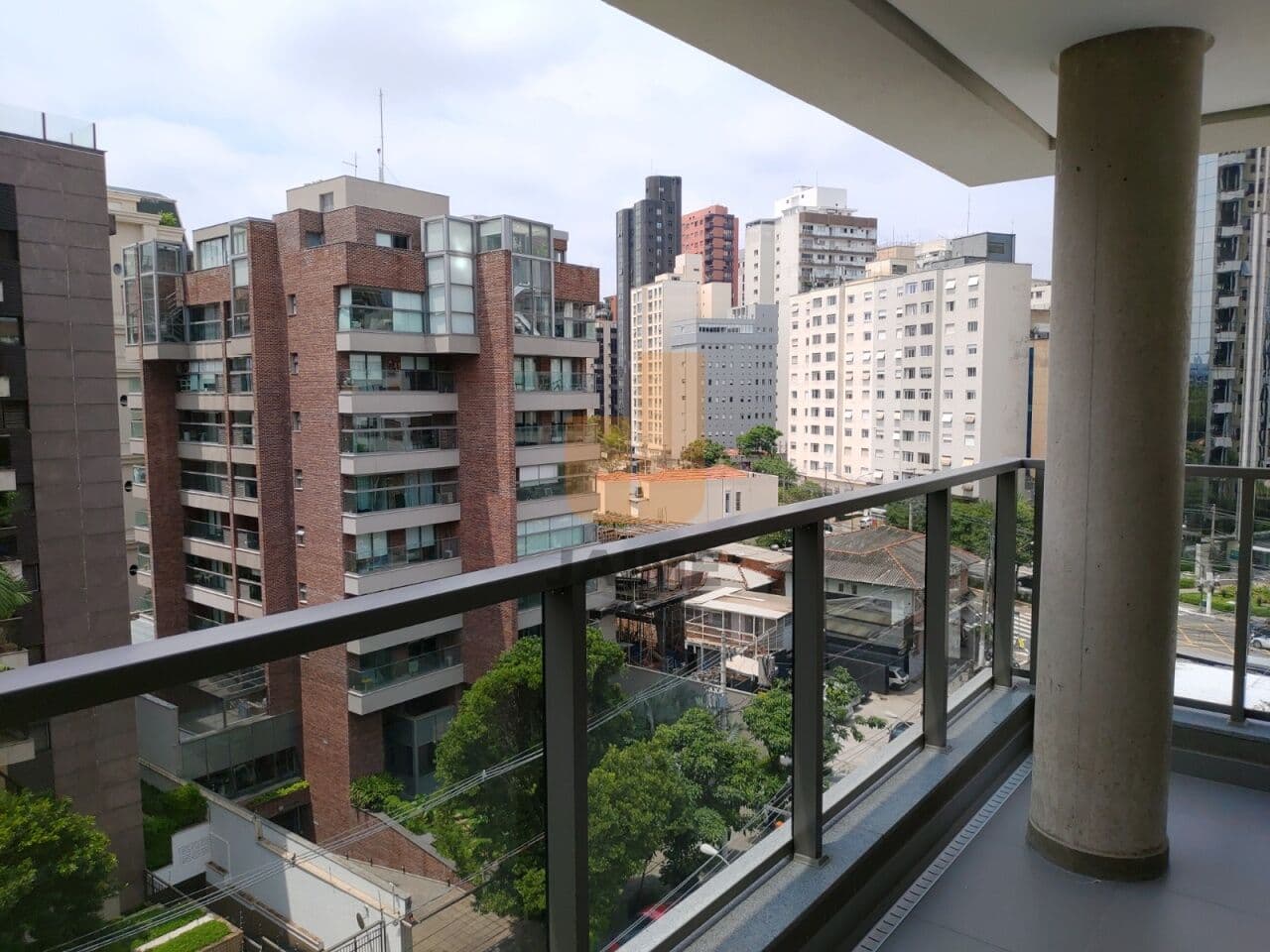 Apartamento de 3 dormitórios na R Susano — Jardim Paulista, São Paulo