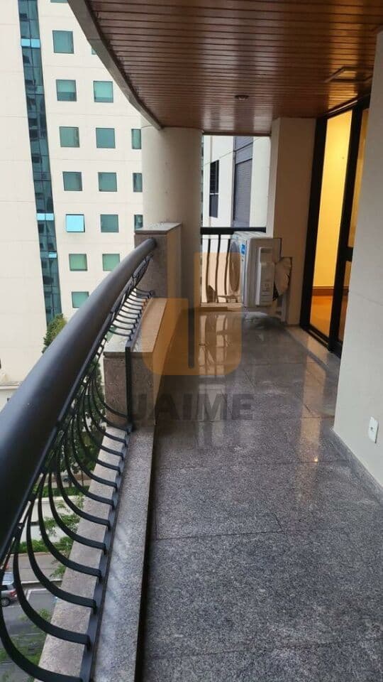 Apartamento de 3 dormitórios na AL JAÚ — Jardim Paulista, São Paulo