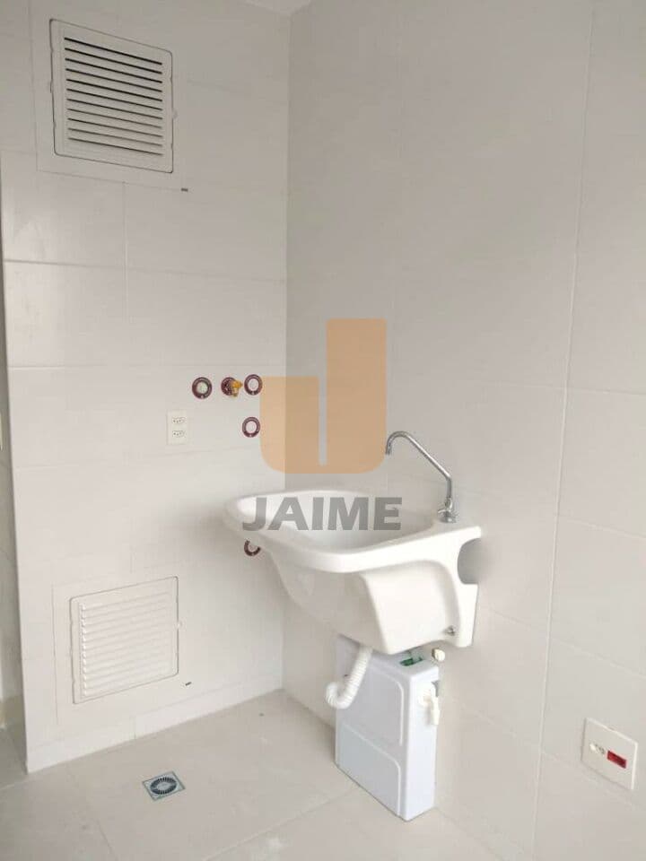 Apartamento de 3 dormitórios na R João Moura — Pinheiros, São Paulo - foto 3
