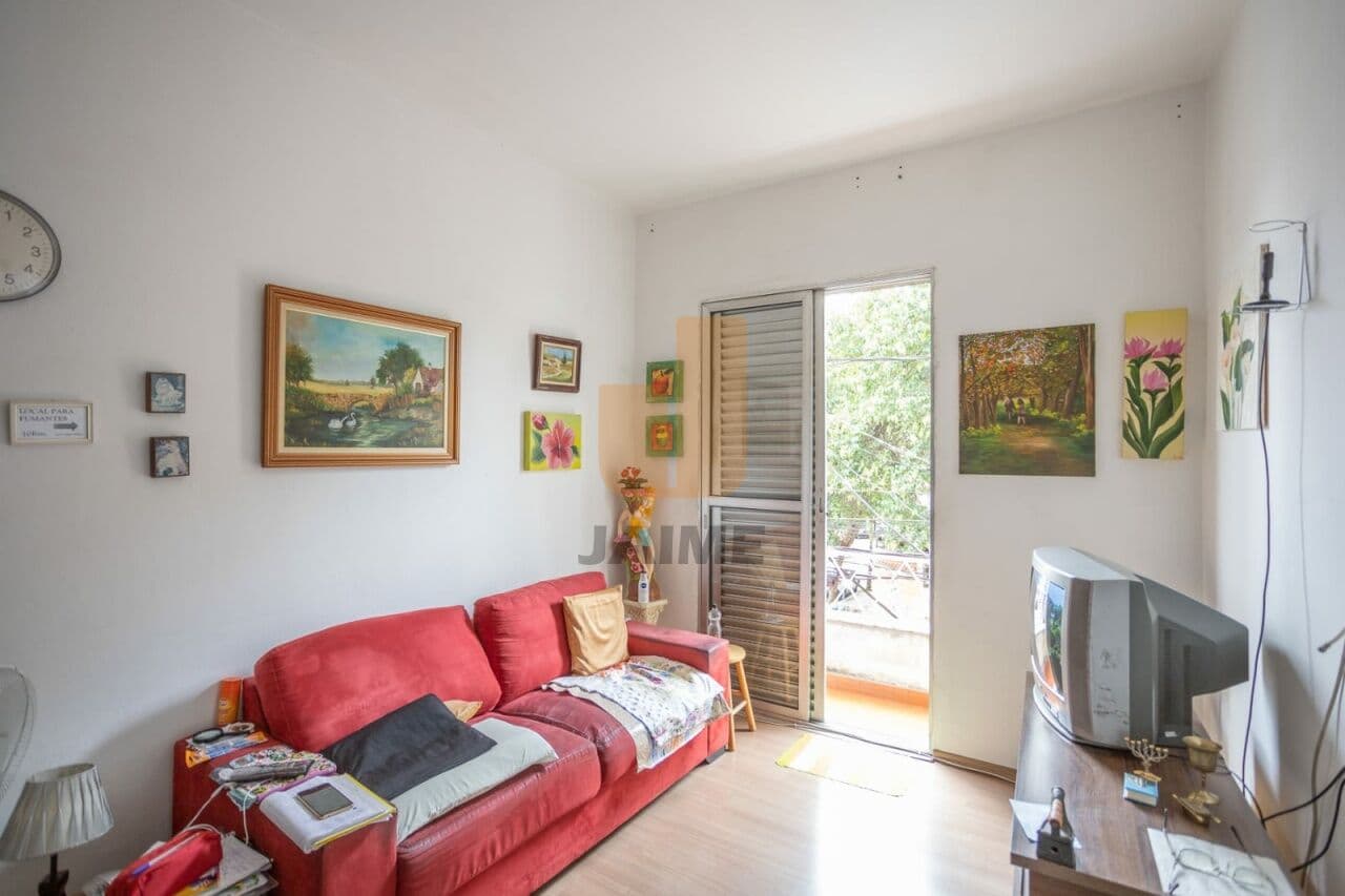 Apartamento de 2 dormitórios na R Crasso — Água Branca, São Paulo