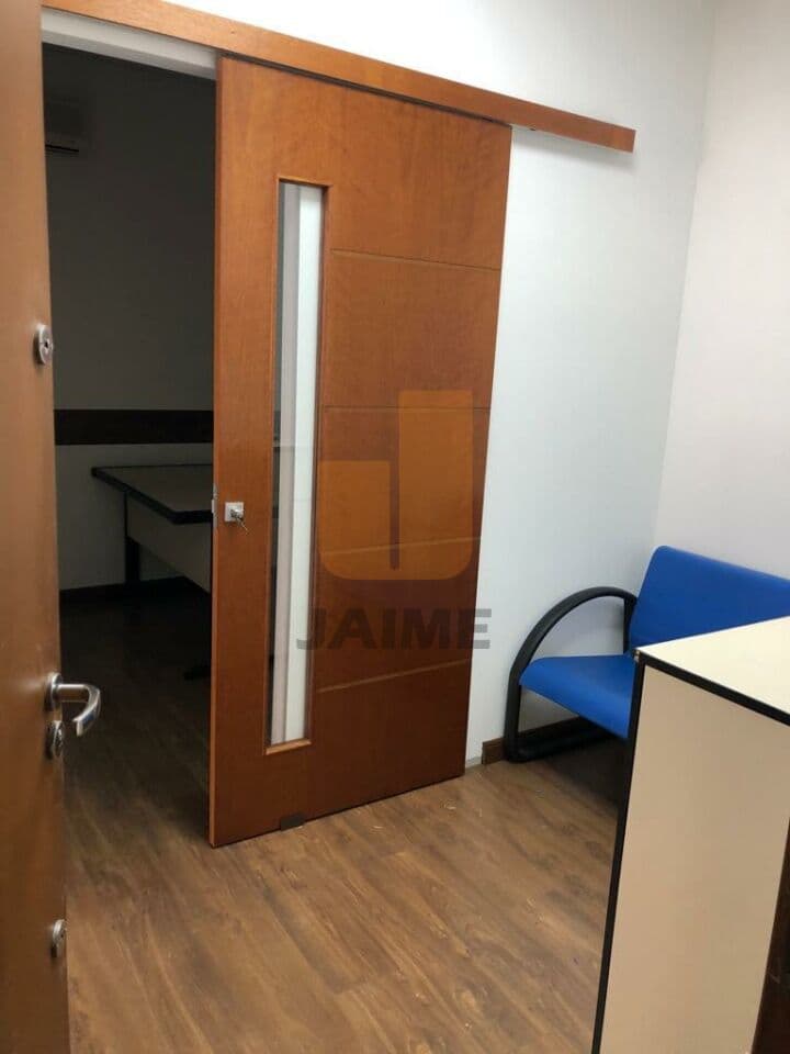 Comercial na AV Da Liberdade — Liberdade, São Paulo - foto 2