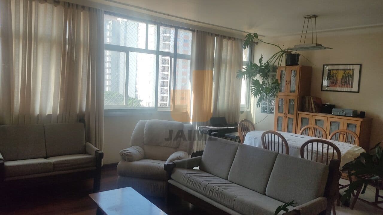 Apartamento de 3 dormitórios na R Teodoro Sampaio — Pinheiros, São Paulo