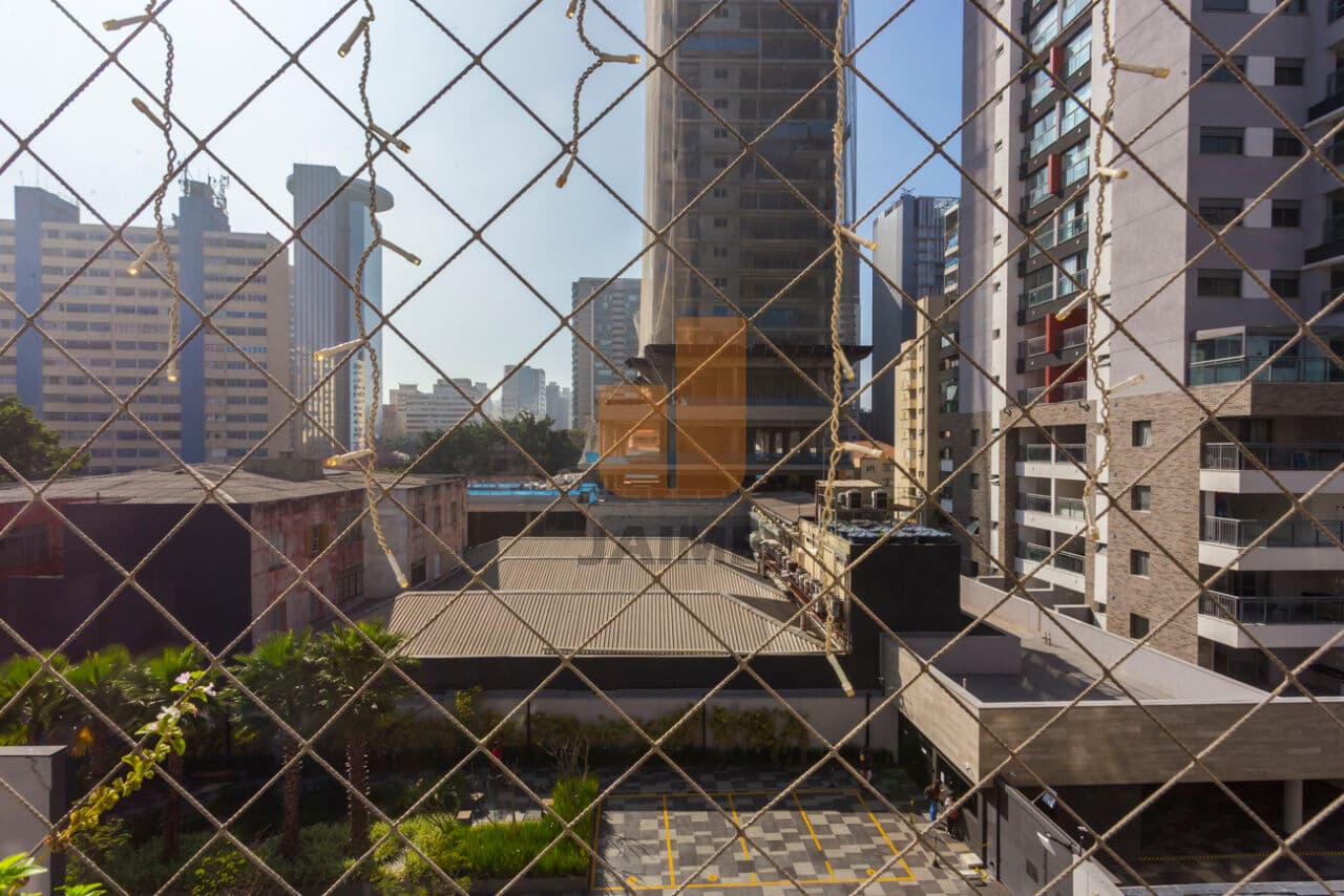 Apartamento de 3 dormitórios na AV PEDROSO DE MORAIS — Pinheiros, São Paulo - foto 5