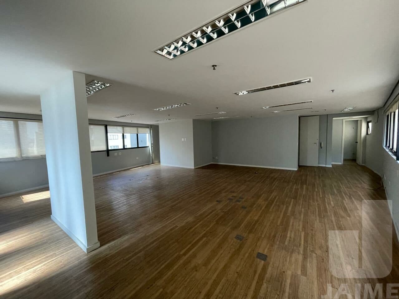 Comercial na R DOUTOR ALBUQUERQUE LINS — Higienópolis, São Paulo - foto 2