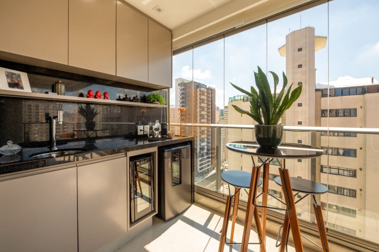 Apartamento de 1 dormitório na AV ROUXINOL — Indianópolis, São Paulo - foto 2