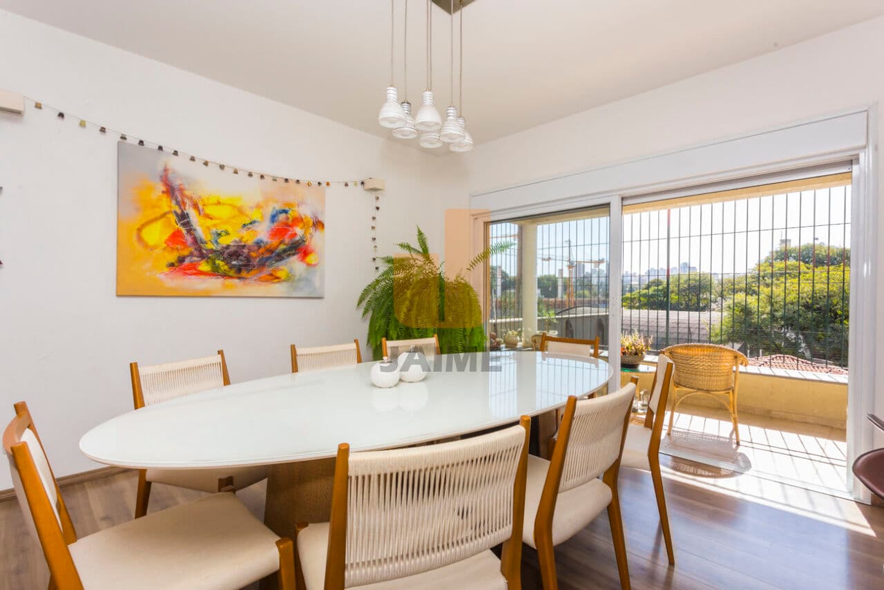 Casa de 4 dormitórios na R Itaquera — Pacaembu, São Paulo - foto 5