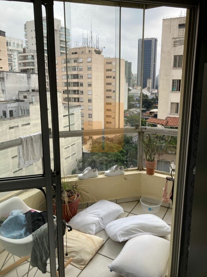 Apartamento de 1 dormitório na R Frei Caneca — Consolação, São Paulo