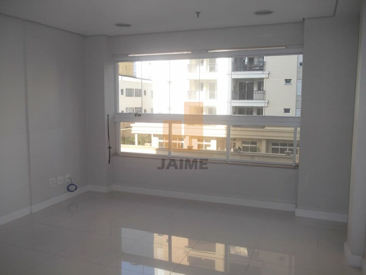 Comercial na R CAYOWAÁ — Perdizes, São Paulo