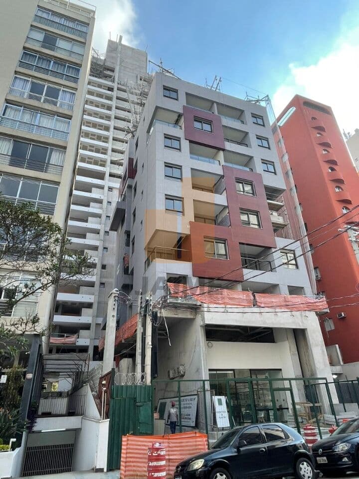 Comercial na R Oscar Freire — Pinheiros, São Paulo