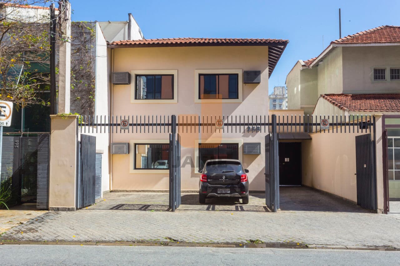 Comercial em Santa Cecília