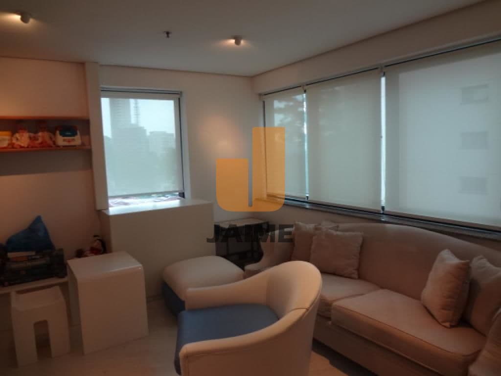 Comercial na AV ANGÉLICA — Higienópolis, São Paulo - foto 2