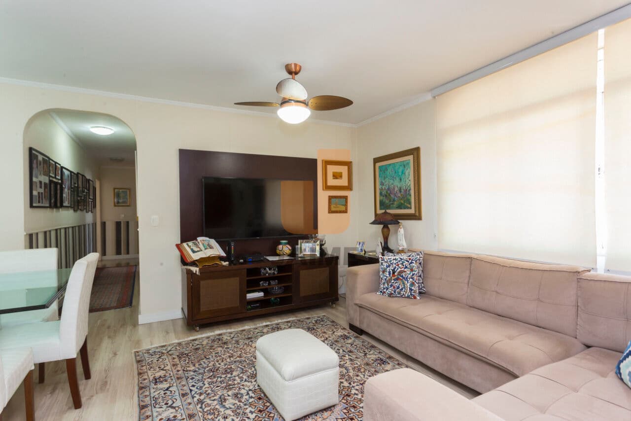 Apartamento de 3 dormitórios na R CAIUBI — Perdizes, São Paulo