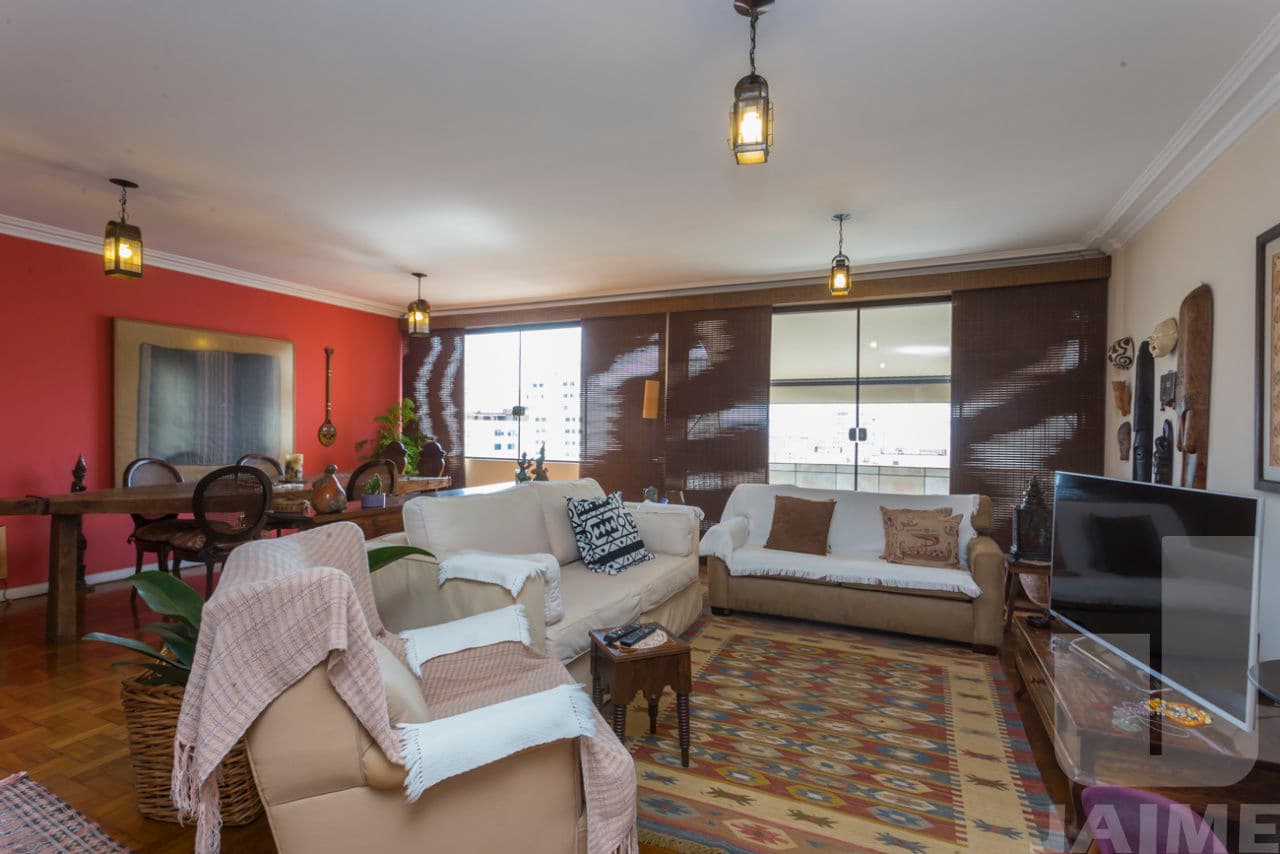 Apartamento de 3 dormitórios na R DOUTOR ALBUQUERQUE LINS — Higienópolis, São Paulo