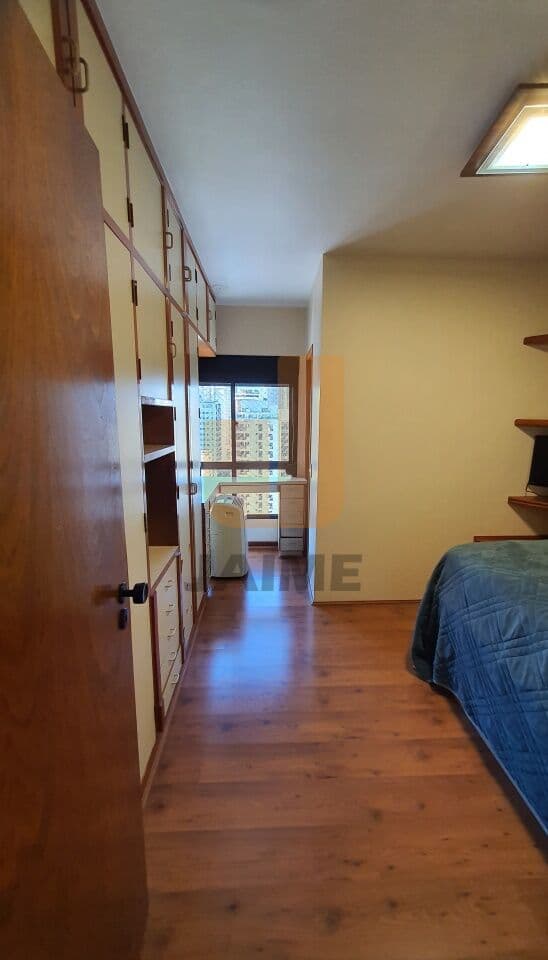 Apartamento de 4 dormitórios na R Visconde da Luz — Vila Nova Conceição, São Paulo - foto 2