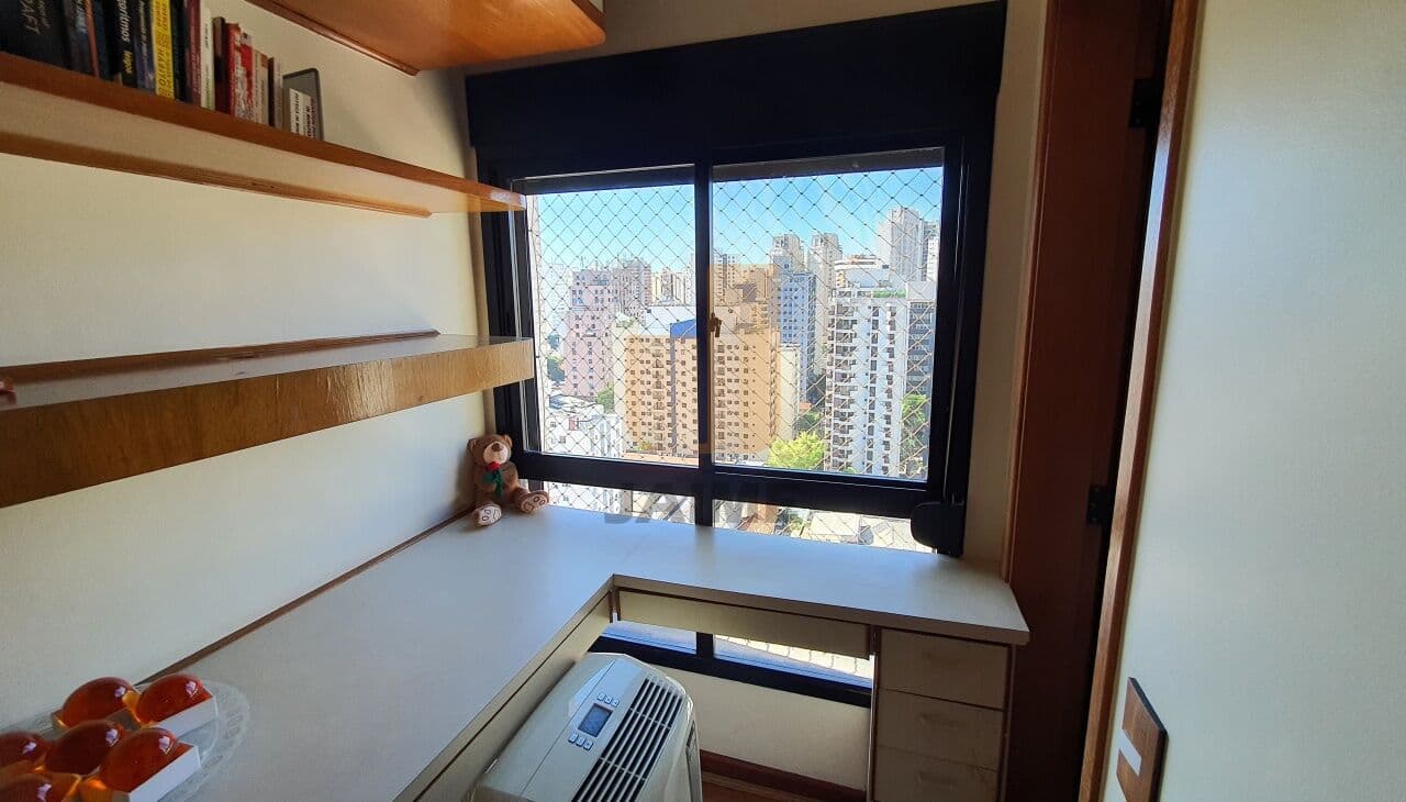 Apartamento de 4 dormitórios na R Visconde da Luz — Vila Nova Conceição, São Paulo - foto 4