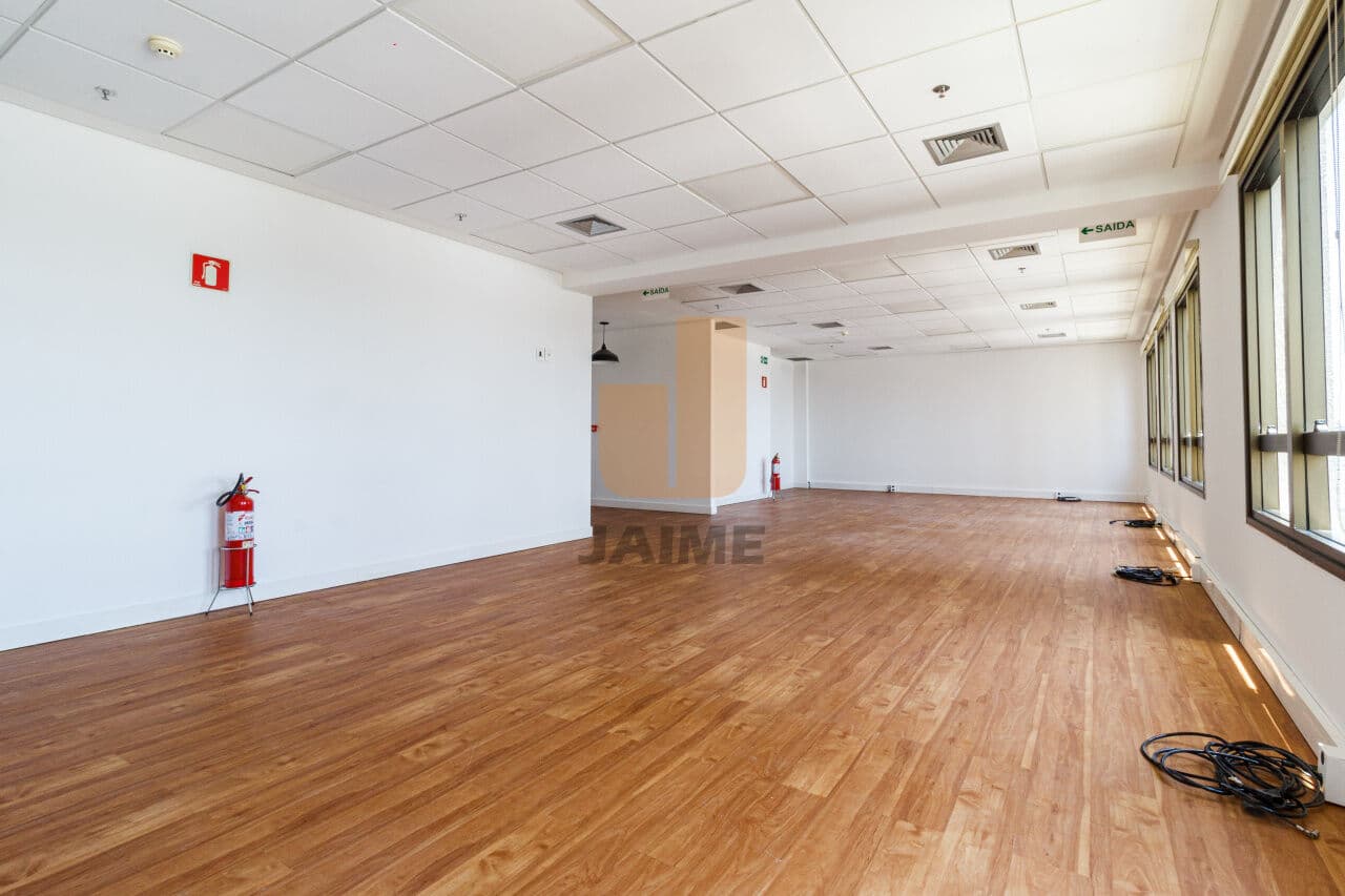 Comercial na AV MARQUÊS DE SÃO VICENTE — Várzea da Barra Funda, São Paulo - foto 2
