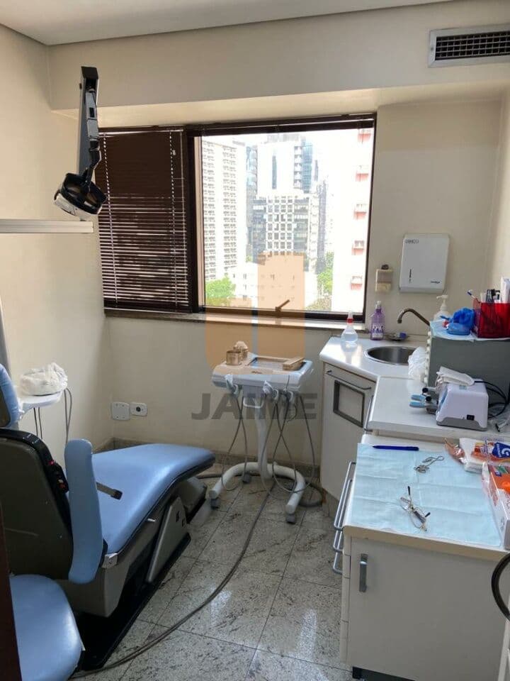 Comercial na R Doutor Renato Paes de Barros — Itaim Bibi, São Paulo - foto 3