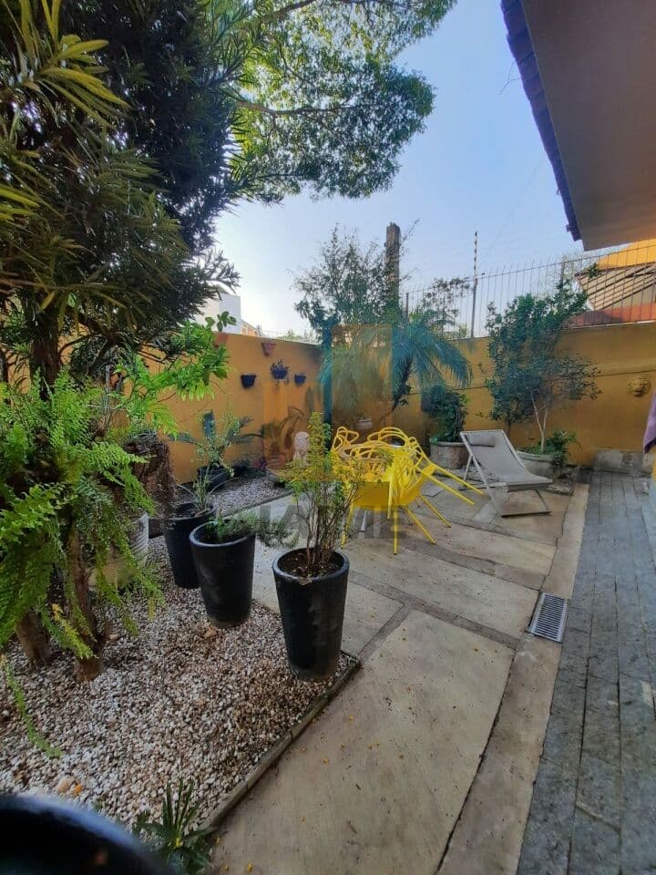 Casa de 3 dormitórios na R Cássio Martins Vilaça — Pacaembu, São Paulo - foto 2