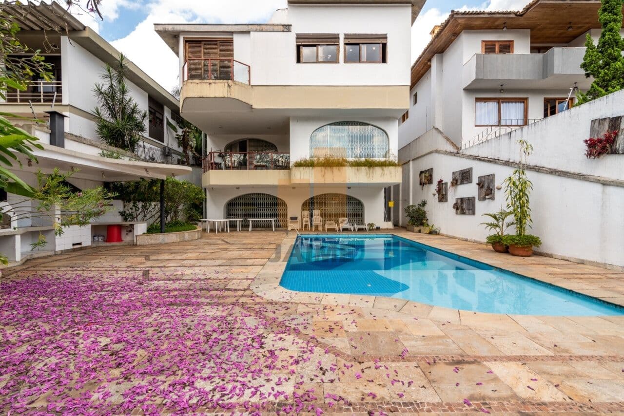 Casa em Cidade Jardim