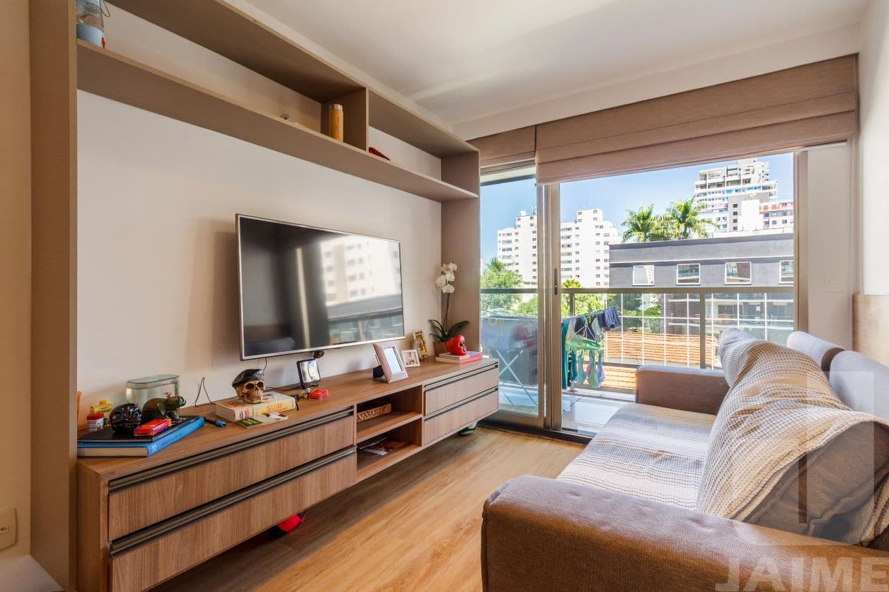 Apartamento de 2 dormitórios na R Alves Guimarães — Pinheiros, São Paulo - foto 2