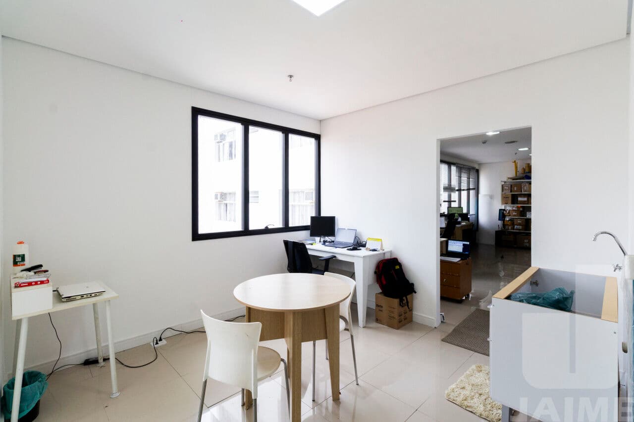 Comercial na R Conselheiro Brotero — Higienópolis, São Paulo - foto 4