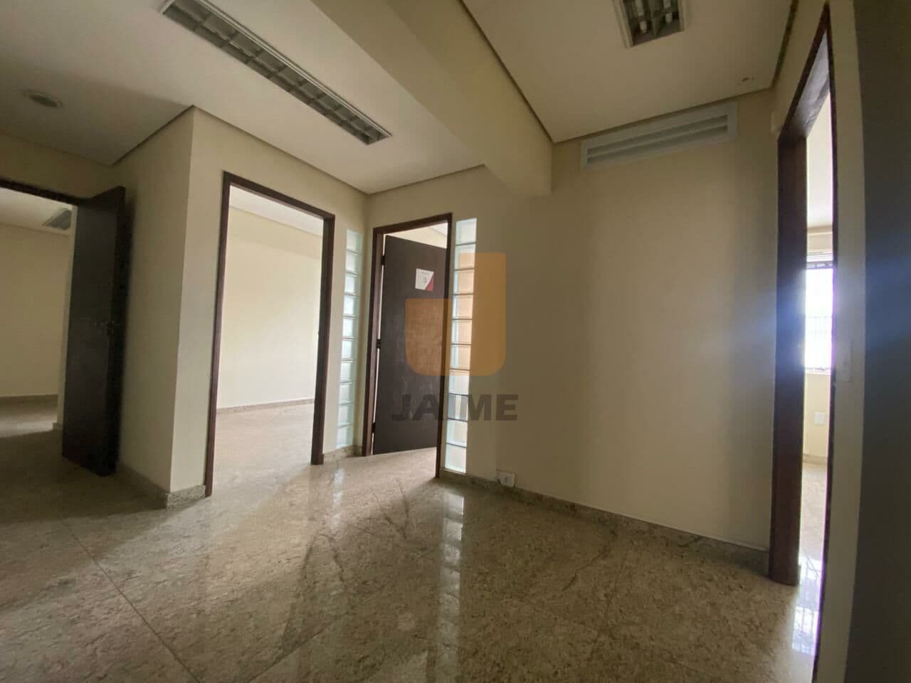 Comercial em Consolação