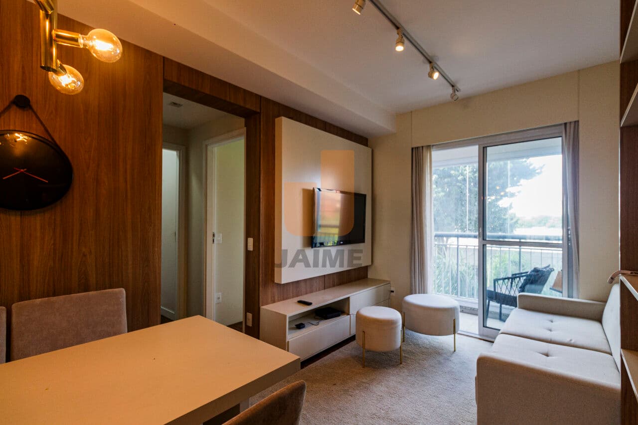 Apartamento de 2 dormitórios na R Do Glicério — Liberdade, São Paulo