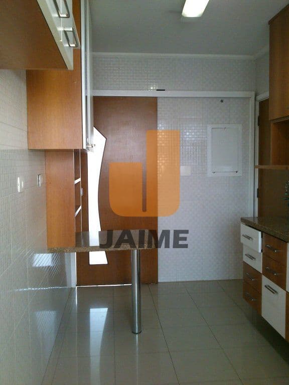 Apartamento de 3 dormitórios na R APINAJÉS — Sumaré, São Paulo - foto 3