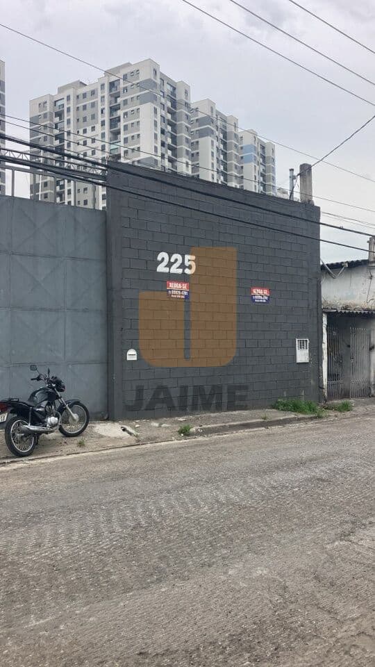 Comercial na R André Rovai — Bonfim, São Paulo