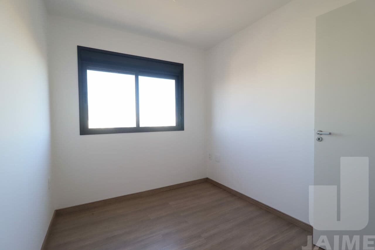 Apartamento em Vila Anastácio
