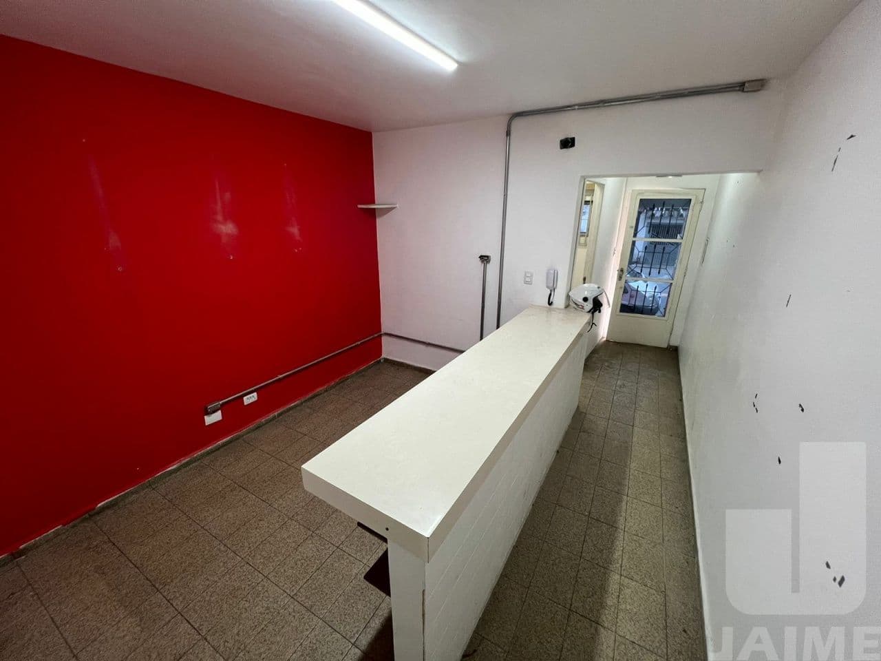 Comercial na R Lopes Chaves — Barra Funda, São Paulo