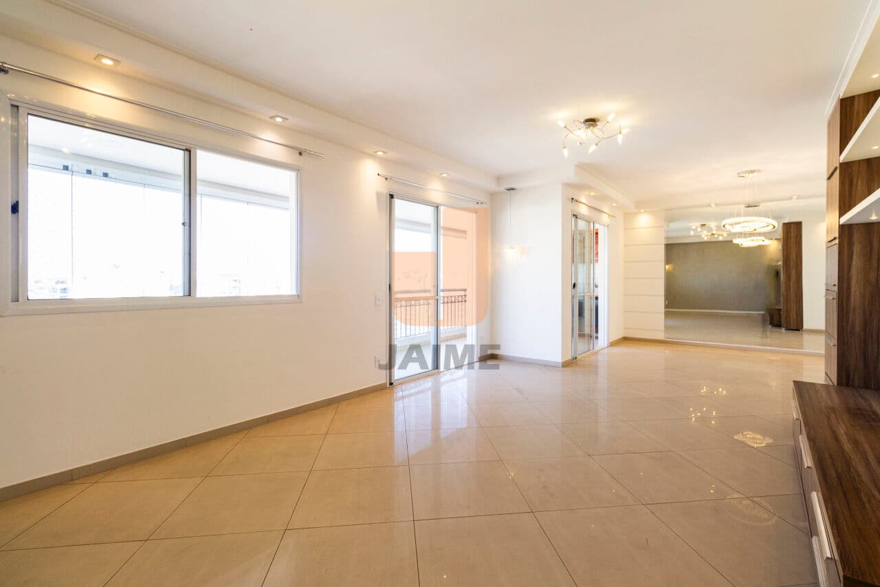 Apartamento em Vila Romana