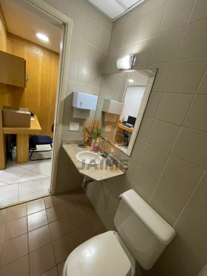 Comercial na R TEODORO SAMPAIO — Pinheiros, São Paulo - foto 5