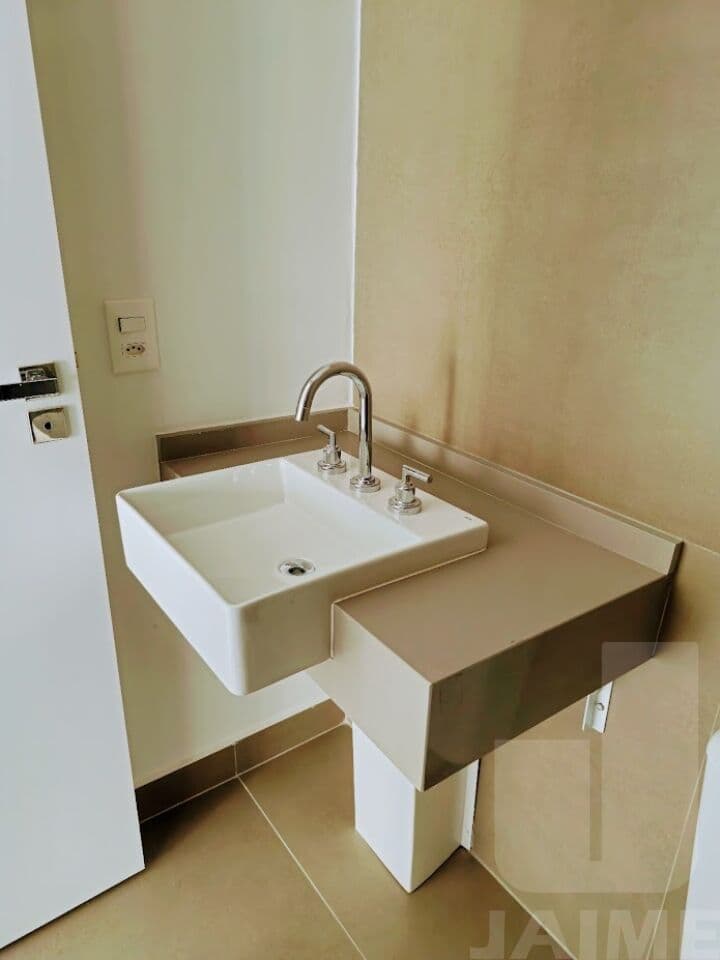Apartamento de 2 dormitórios na R Butantã — Pinheiros, São Paulo - foto 3