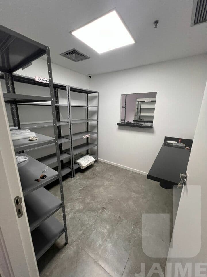 Comercial na AV ANGÉLICA — Higienópolis, São Paulo
