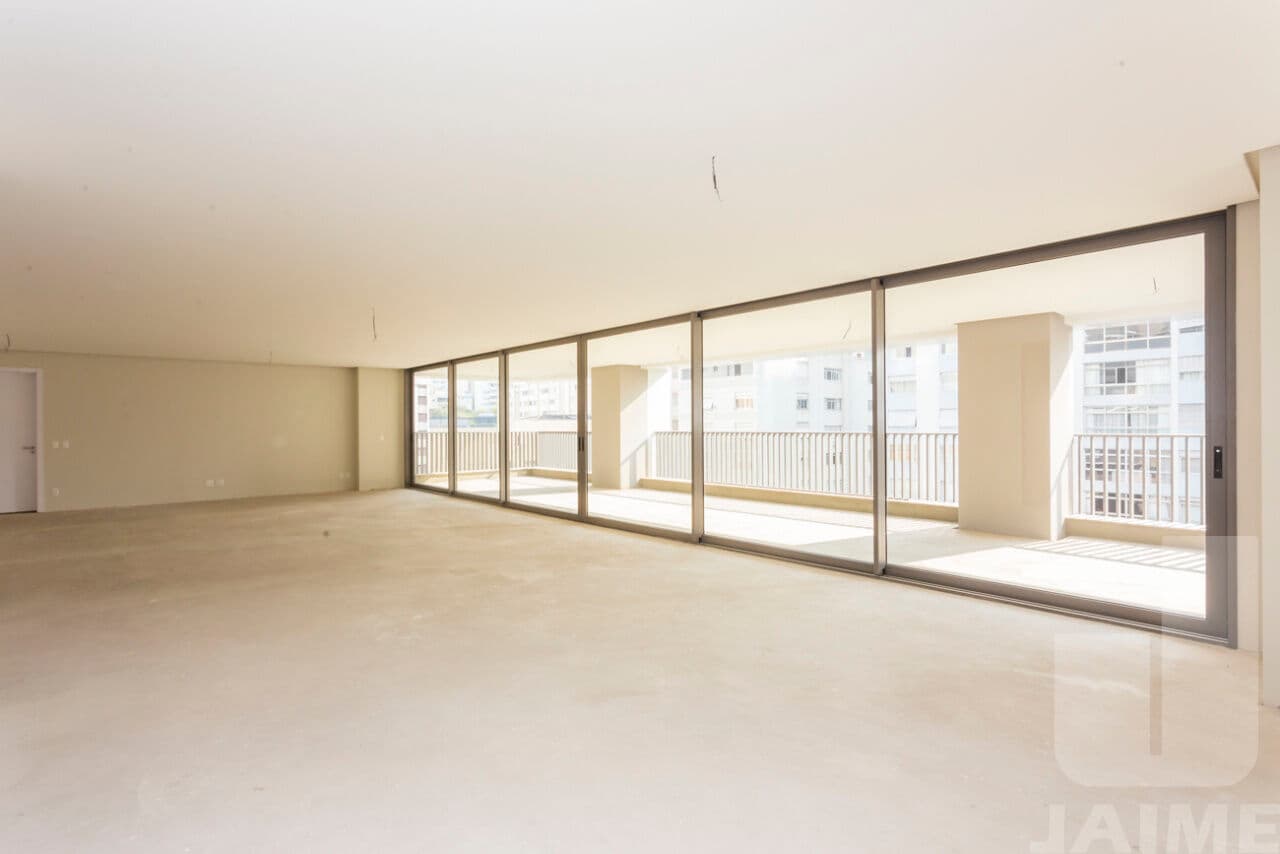 Apartamento de 4 dormitórios na R São Vicente de Paula — Higienópolis, São Paulo