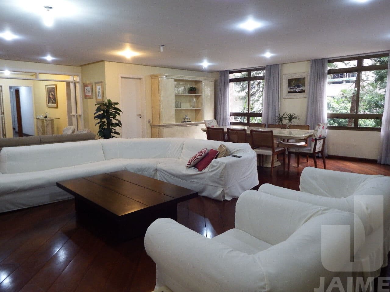 Apartamento de 3 dormitórios na R DOUTOR BRASÍLIO MACHADO — Higienópolis, São Paulo