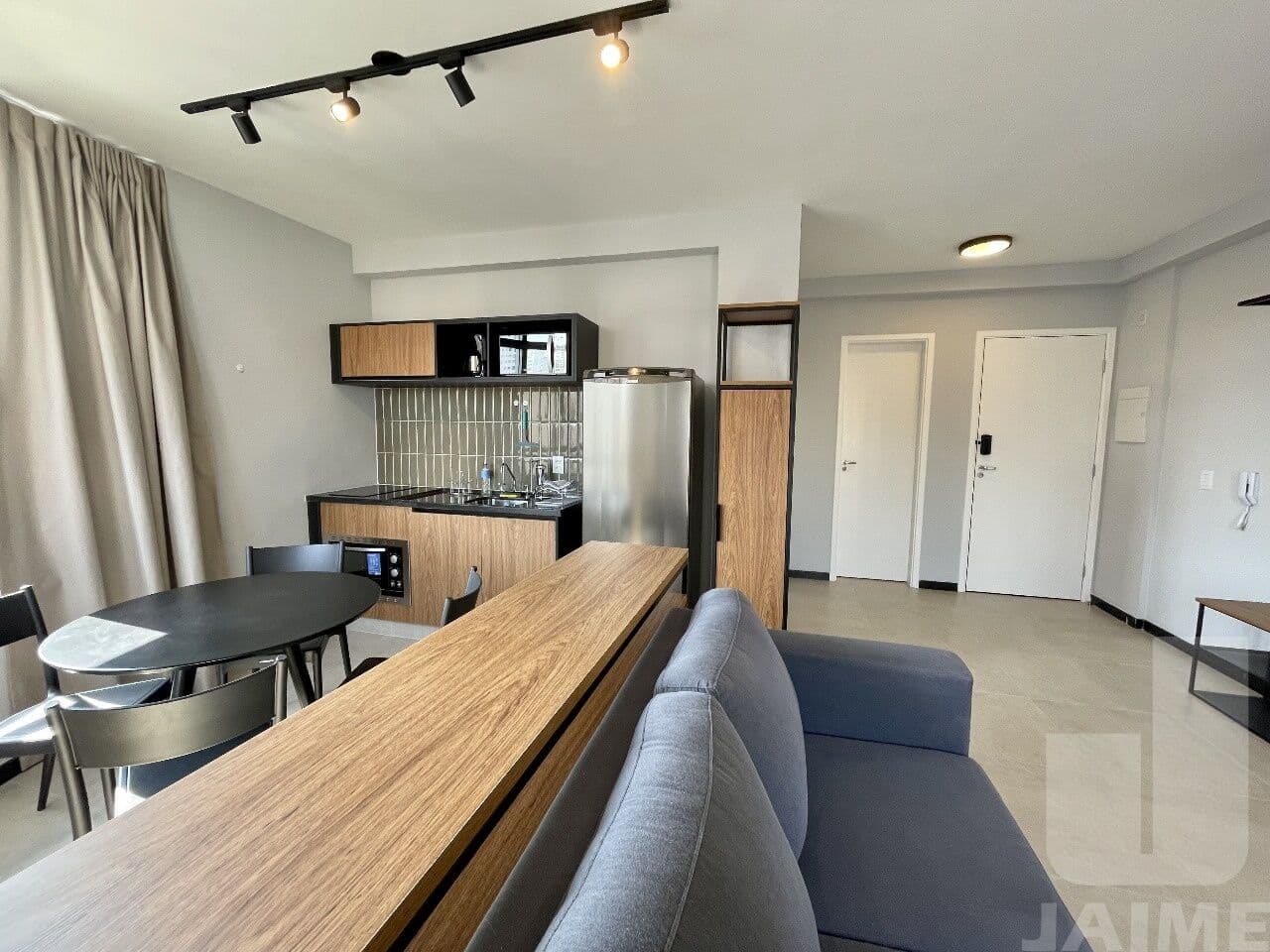 Apartamento de 1 dormitório na R Jaguaribe — Higienópolis, São Paulo