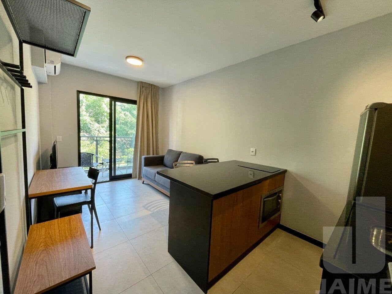 Apartamento de 1 dormitório na R Jaguaribe — Higienópolis, São Paulo