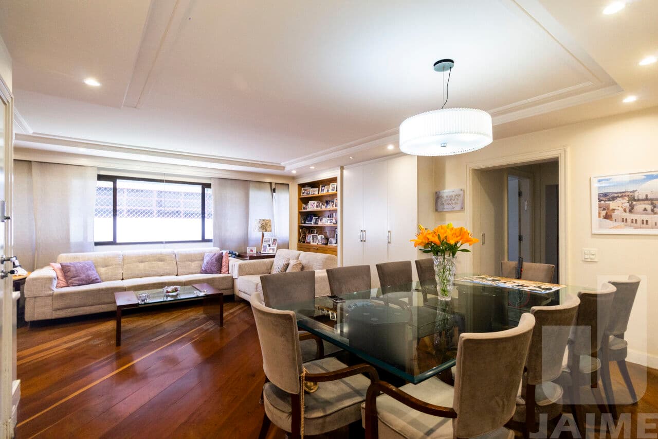 Apartamento de 4 dormitórios na R SABARÁ — Higienópolis, São Paulo
