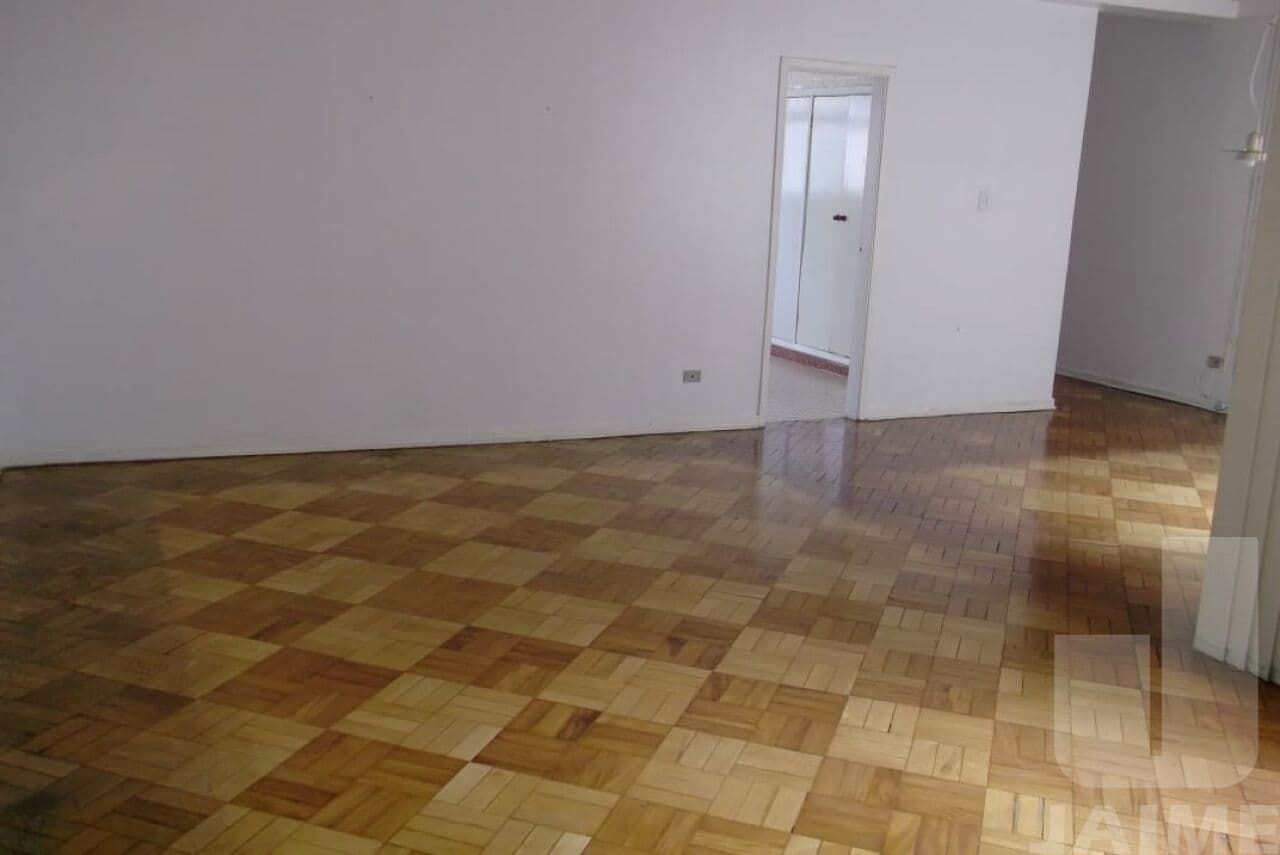 Apartamento de 3 dormitórios na R JÚLIO CONCEIÇÃO — Bom Retiro, São Paulo